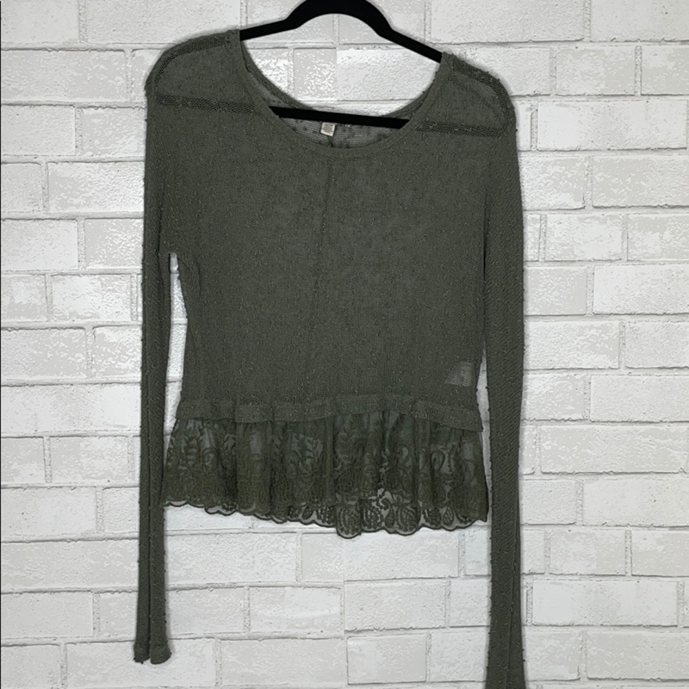 American Eagle Green Sheer Long Sleeve Lace Top - Picture 2 of 11
